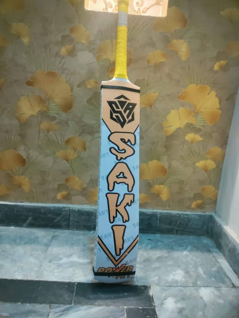 Tape ball bat 1
