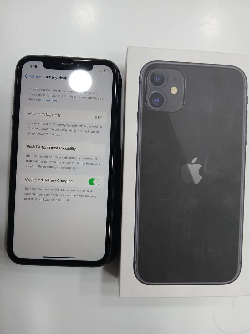 Apple iPhone 11 0