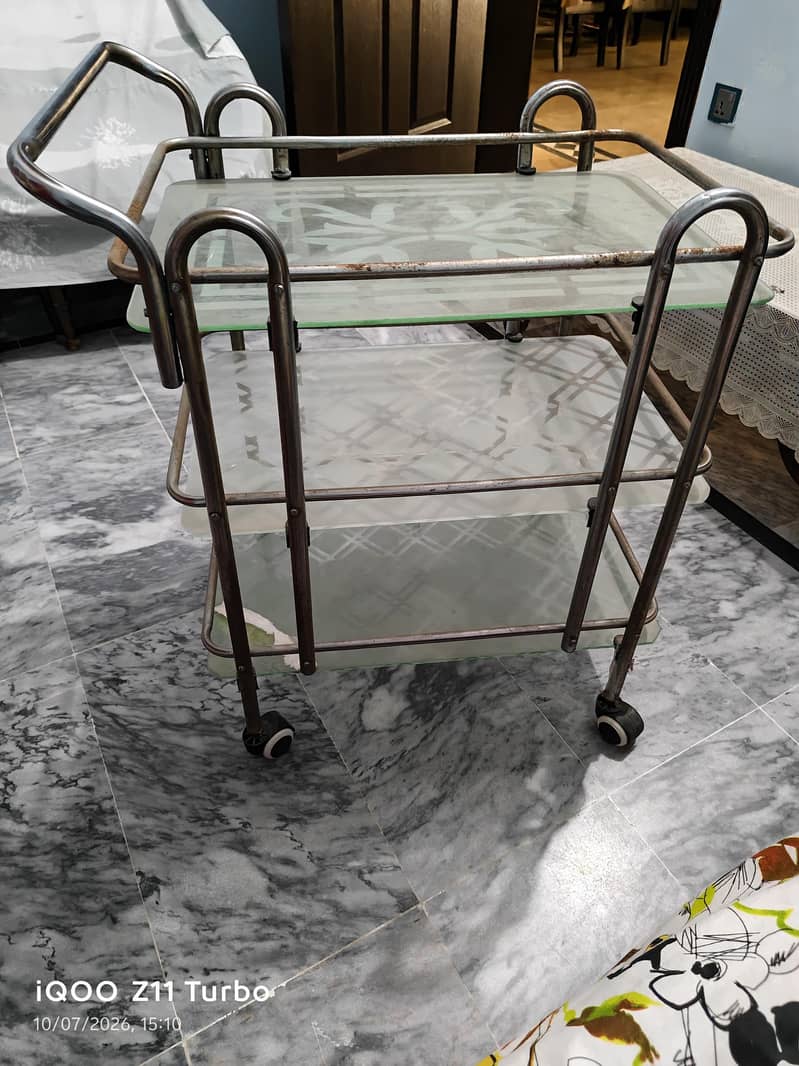 Kitchen Serving Tea Trolley moveable 1