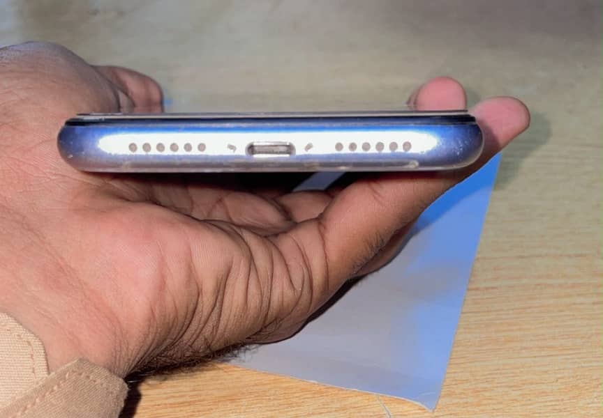 Apple iPhone 11 1