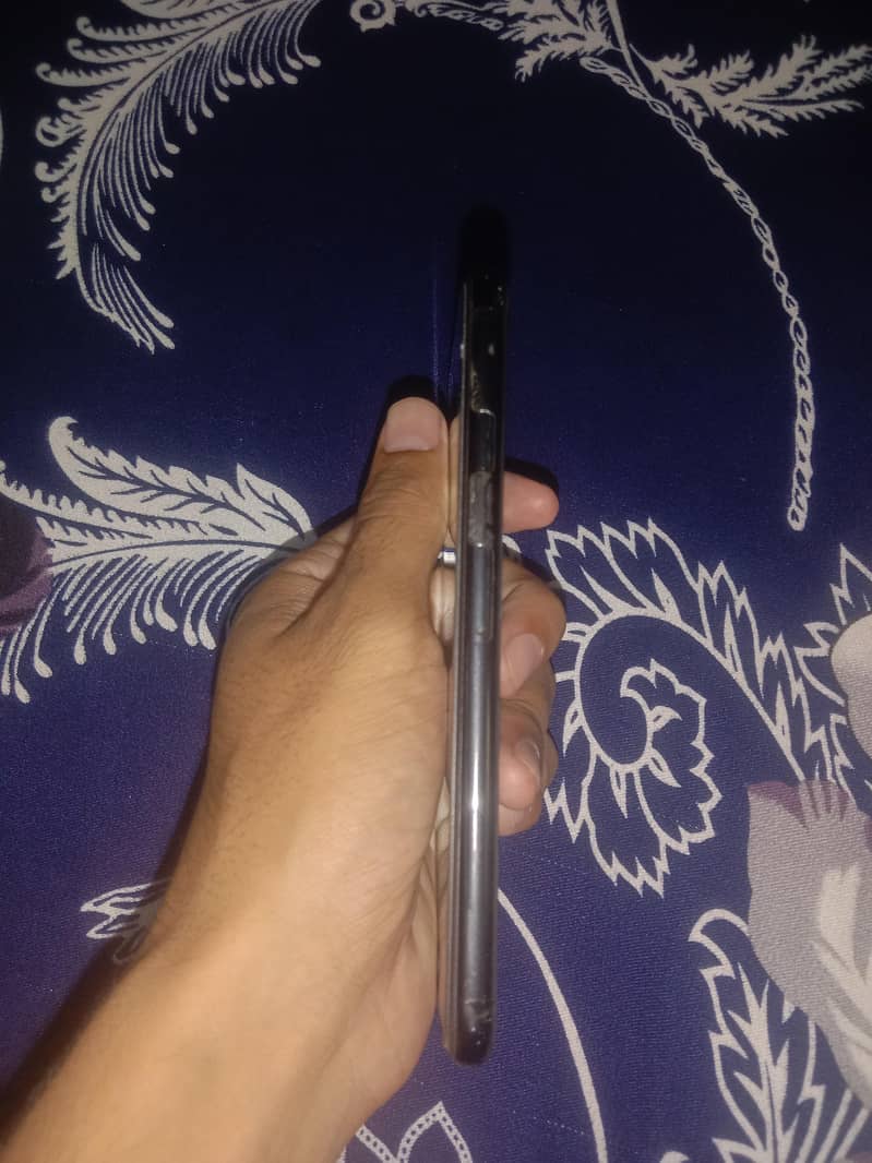 Apple iPhone SE 4