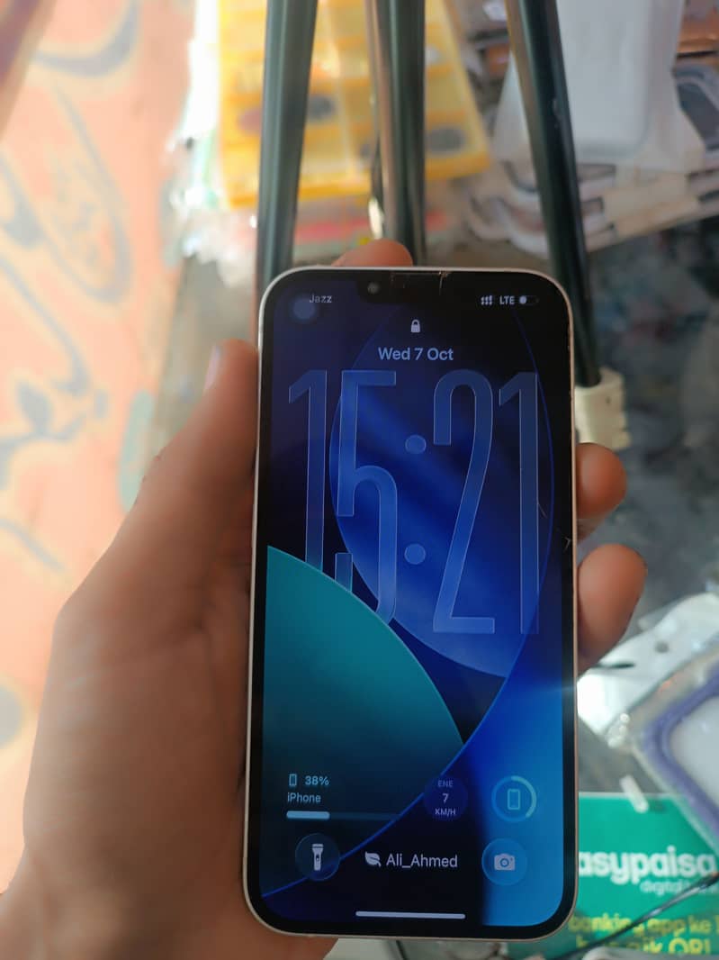 Apple iPhone 13 2