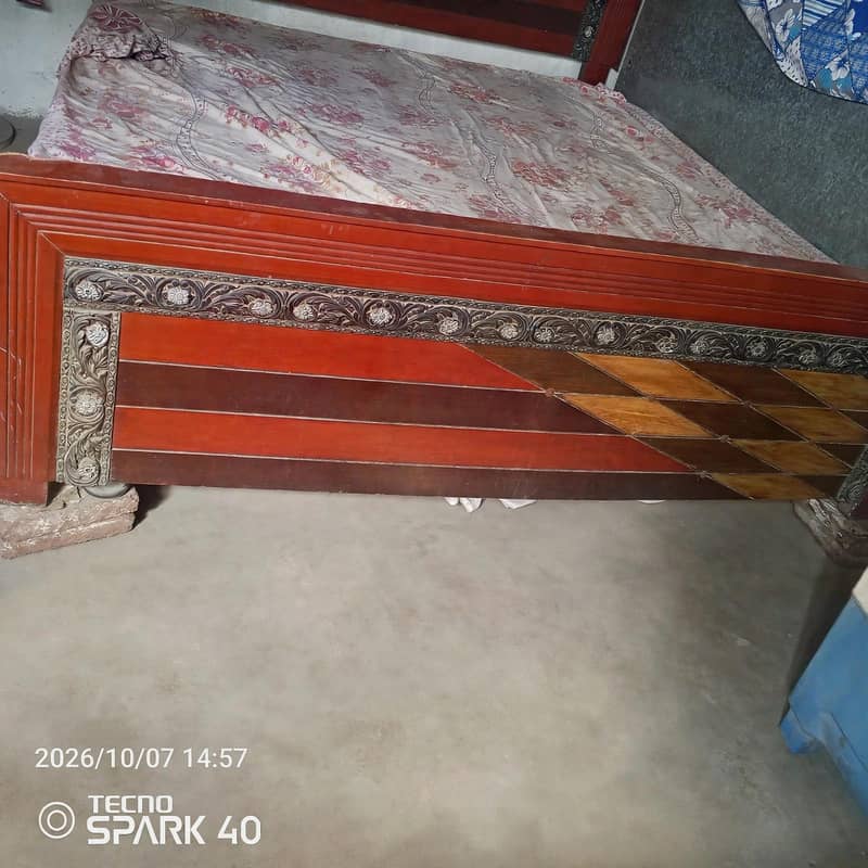 Double Bed in Good Condition 3