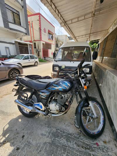 Suzuki GS 150 SE