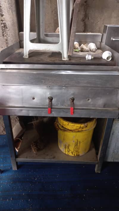 Farie or hotplate sale for 90000