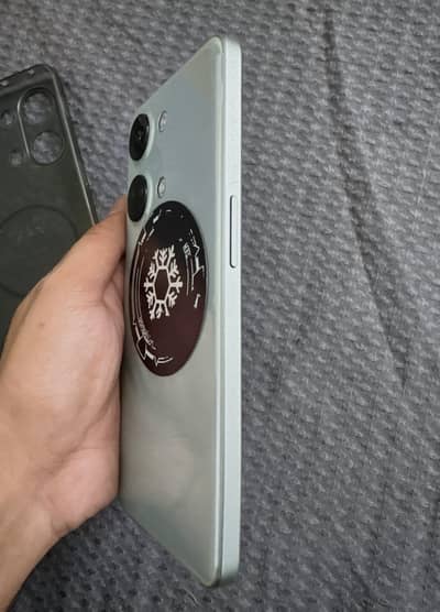 OnePlus Ace 2V – 16GB RAM / 512GB