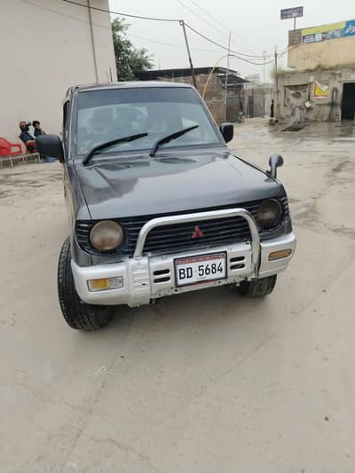 Mitsubishi Pajero 1995