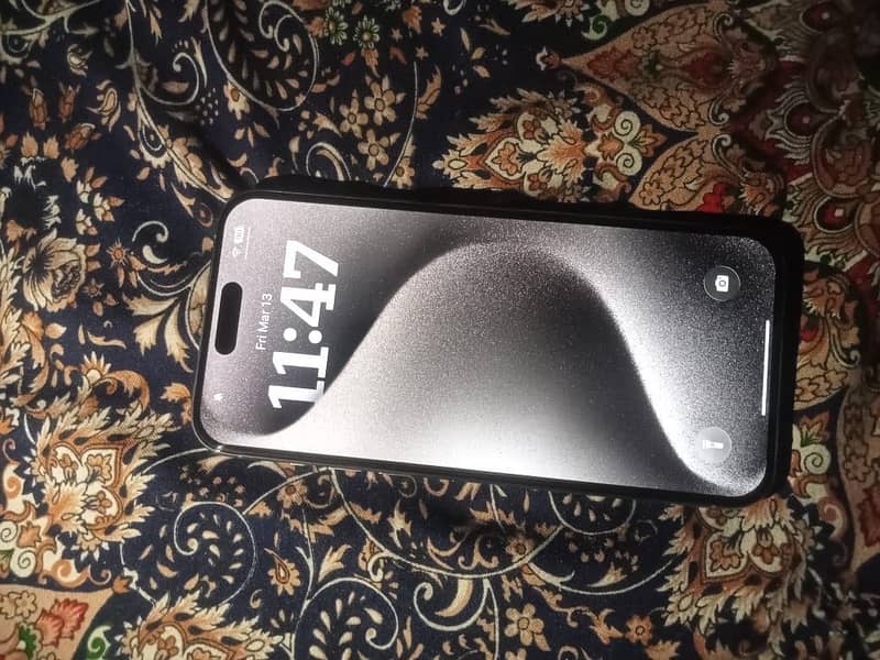 Apple iPhone 15 Pro Max 2