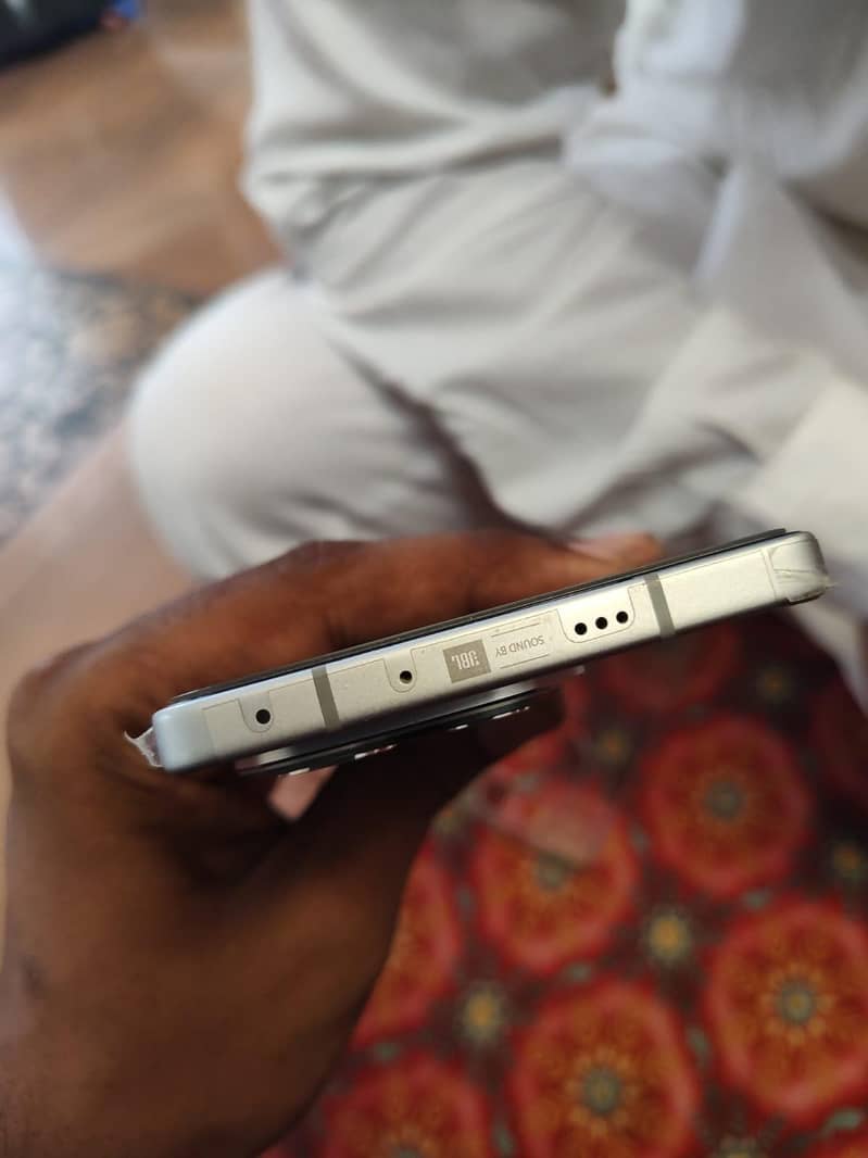 Infinix Note 50 Pro 4
