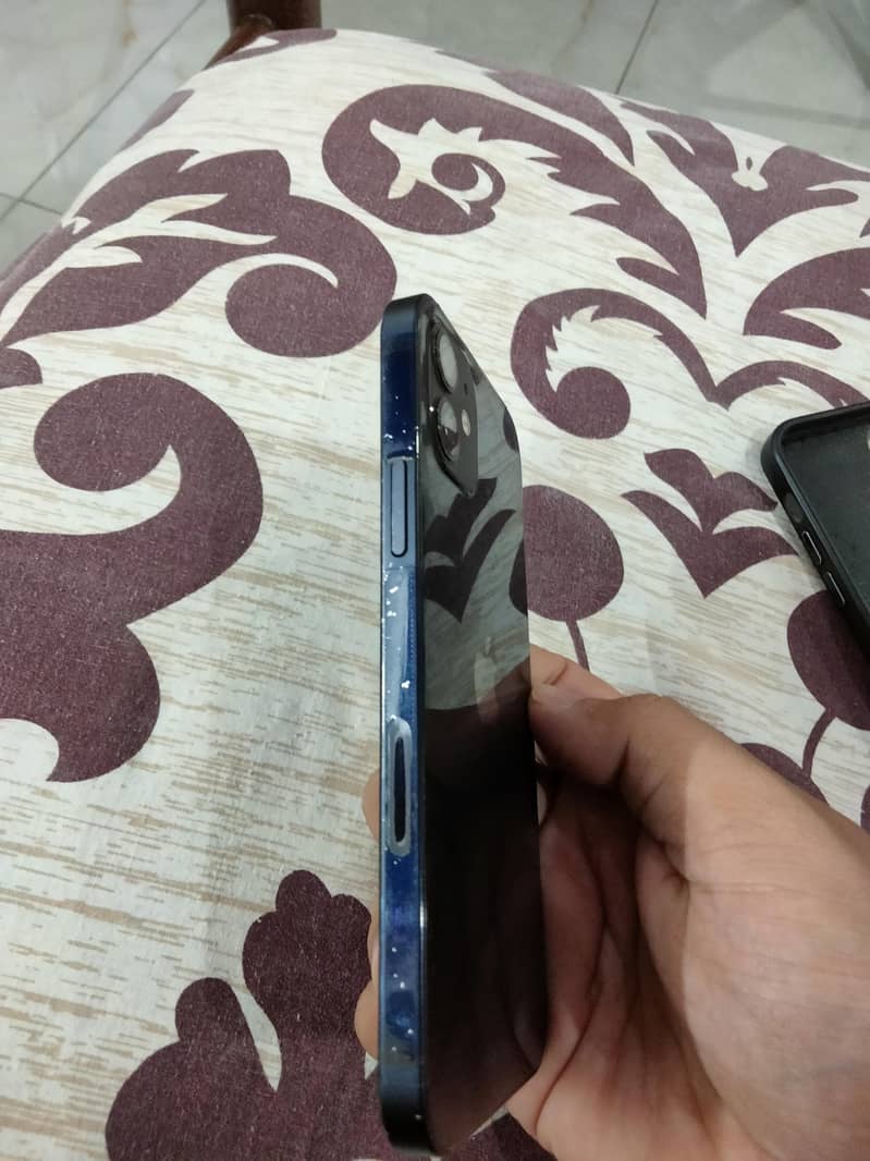 Apple iPhone 12 jv 3