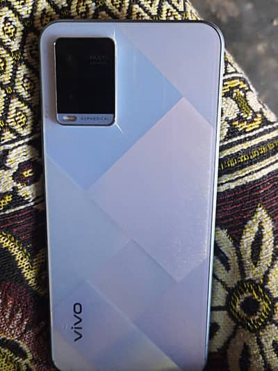 Vivo Y21 4 64 with box charger