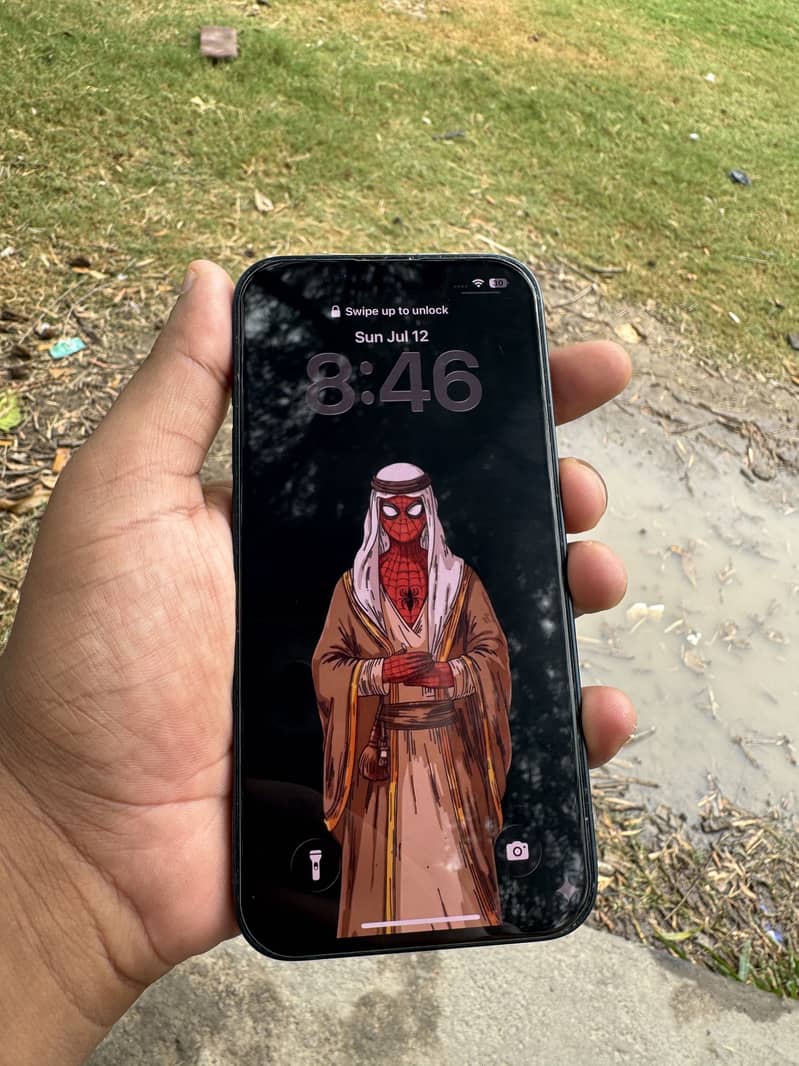 Apple iPhone 13 1