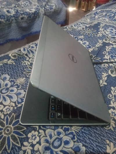 DELL E 7240  03068018318