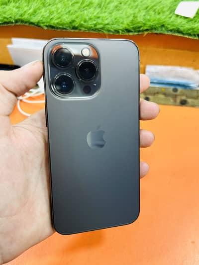 Apple iPhone 13 Pro