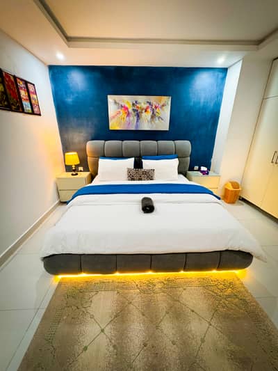 One bedroom luxury furnished per day weekly short stay monthly