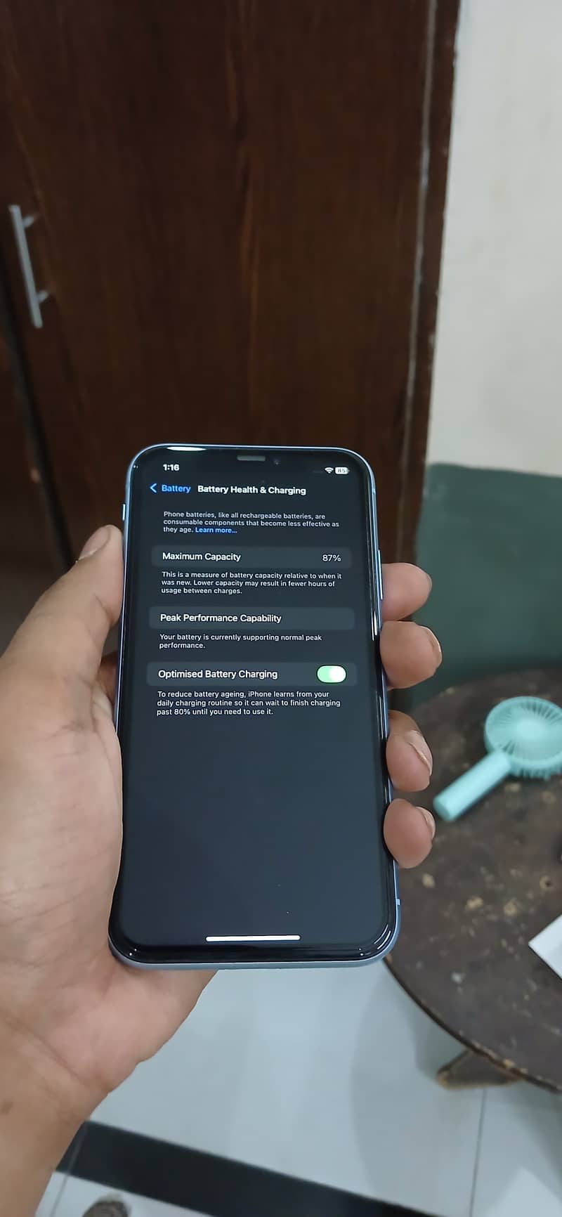 Apple iPhone XR 1