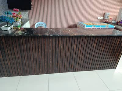 Shop counter