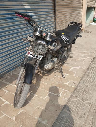 Suzuki gs 150