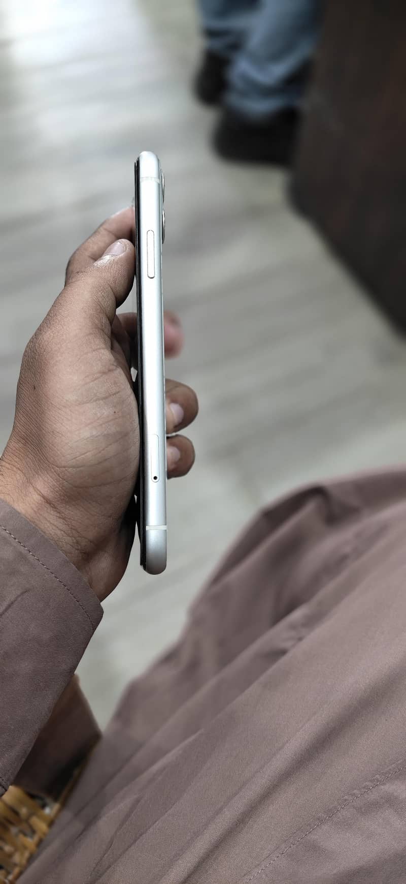 Apple iPhone 11 3