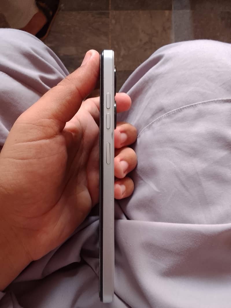 Tecno Spark 20C 4