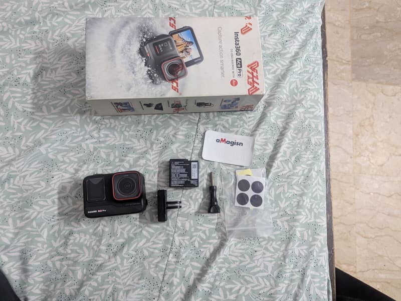 insta 360 ace pro 0