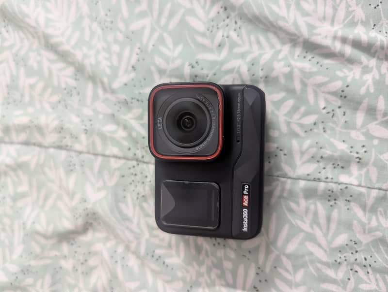 insta 360 ace pro 6