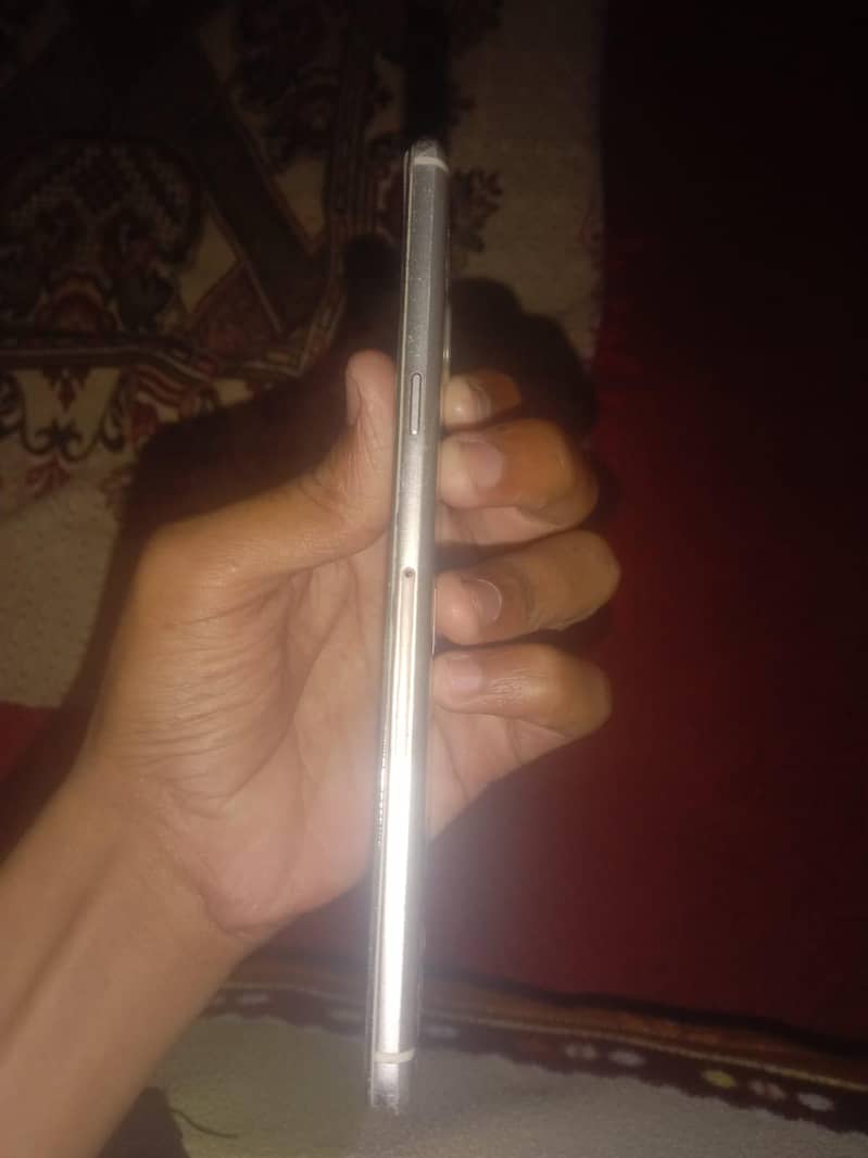 Samsung Mobile C7 2