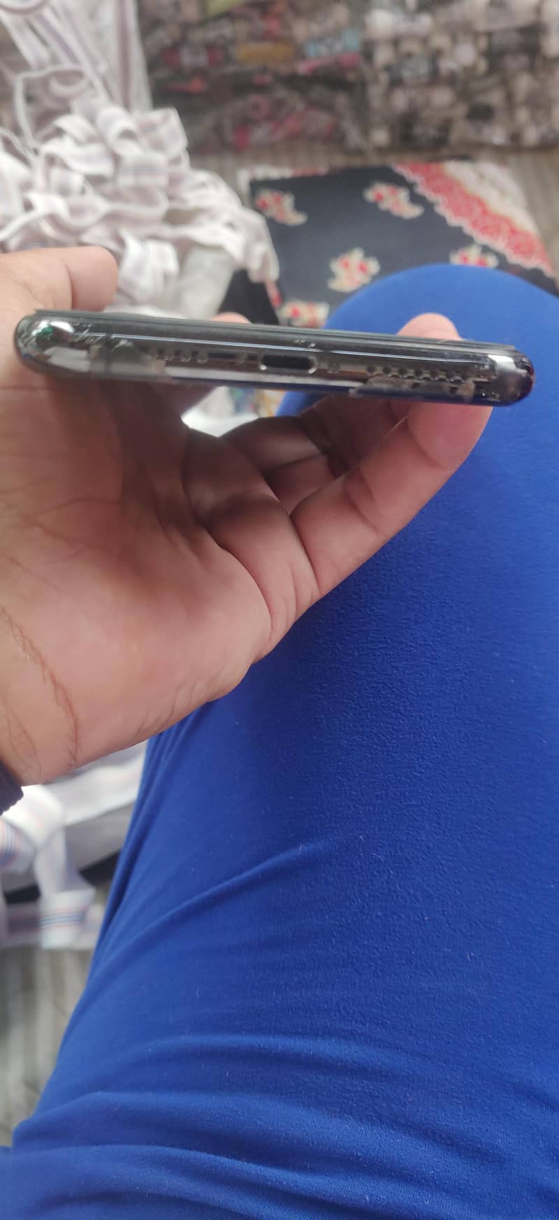 Apple iPhone 11 Pro Max 2