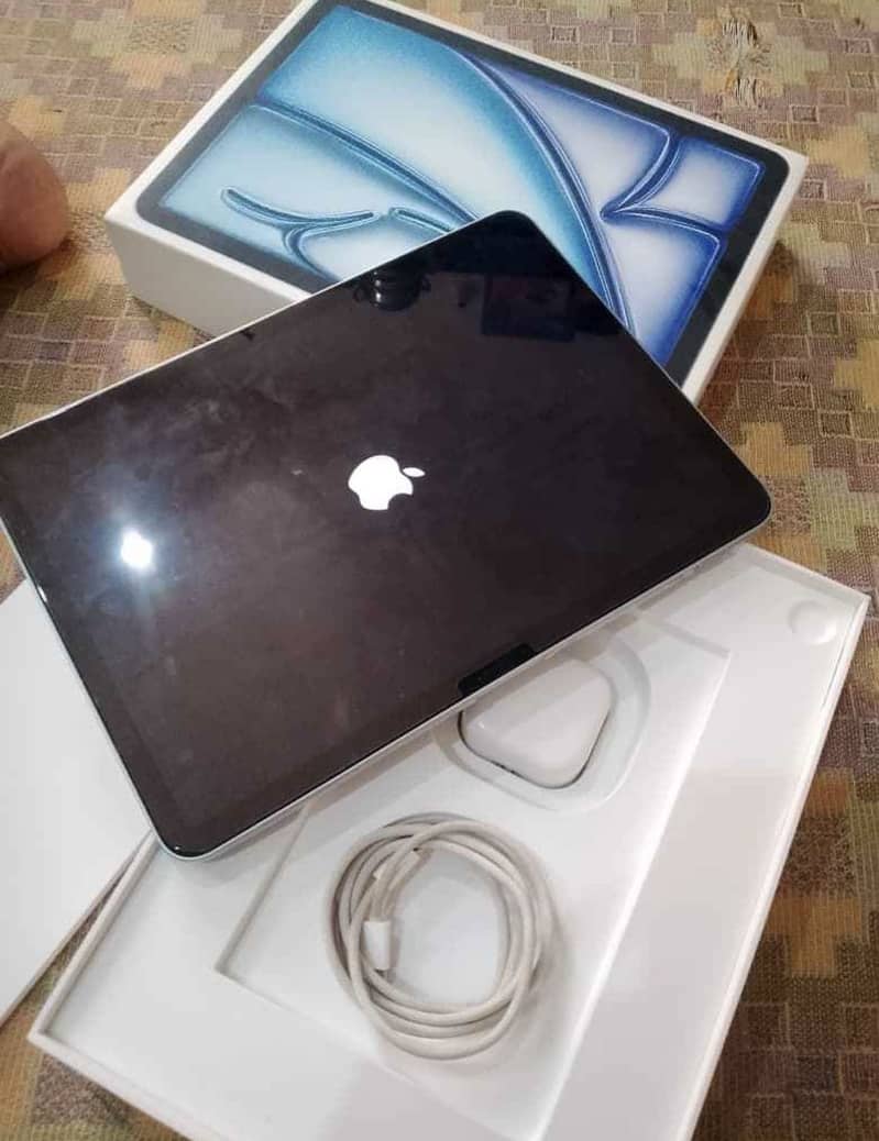 IPAD APPLE M3 1