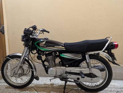 Honda CG 125 2013 Model | Well Maintained | Genuine Documents