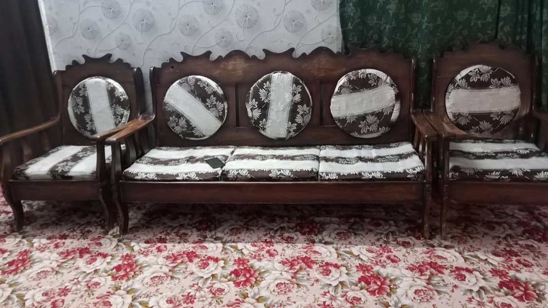 sell sofa set 1
