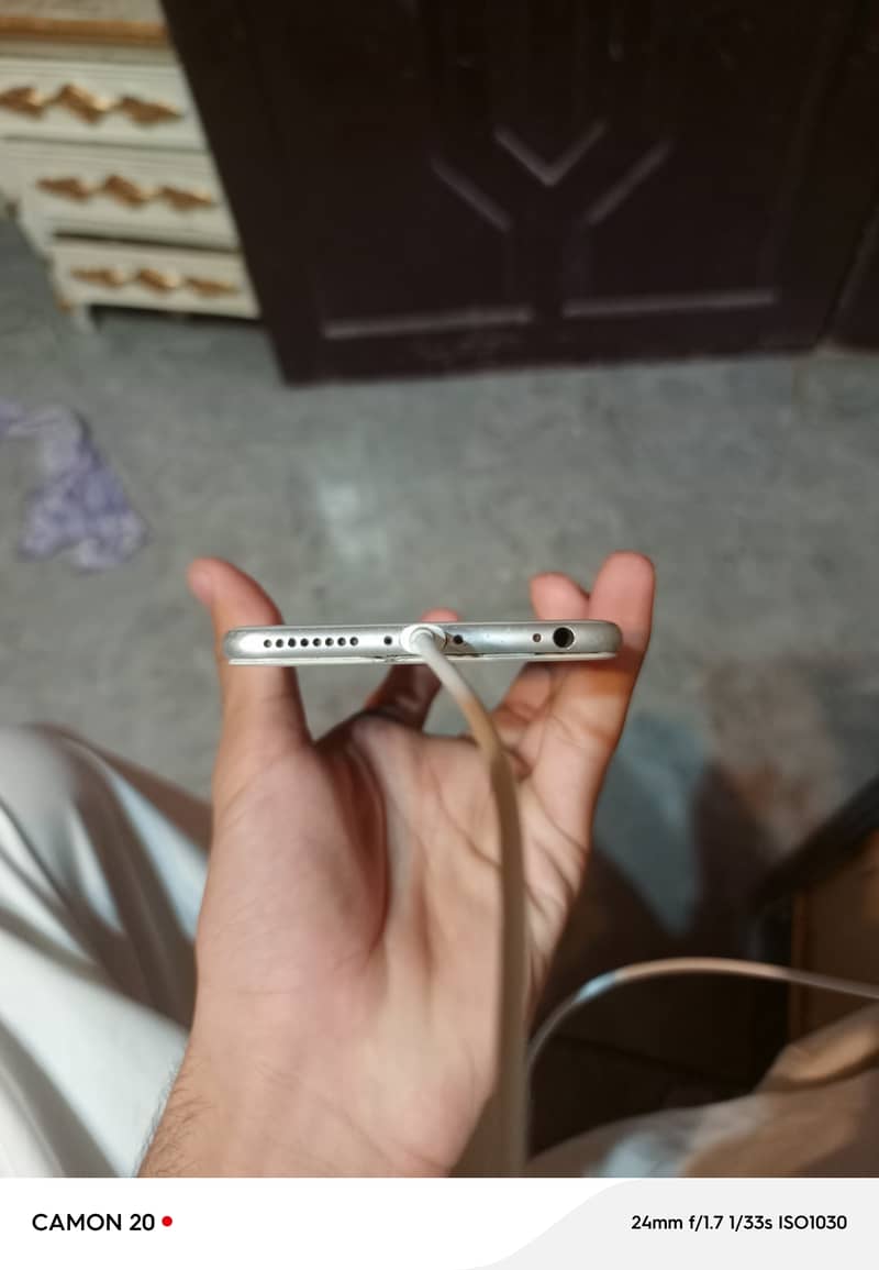 Apple iPhone 6 Plus 2