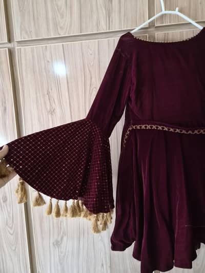 charizma dress S size