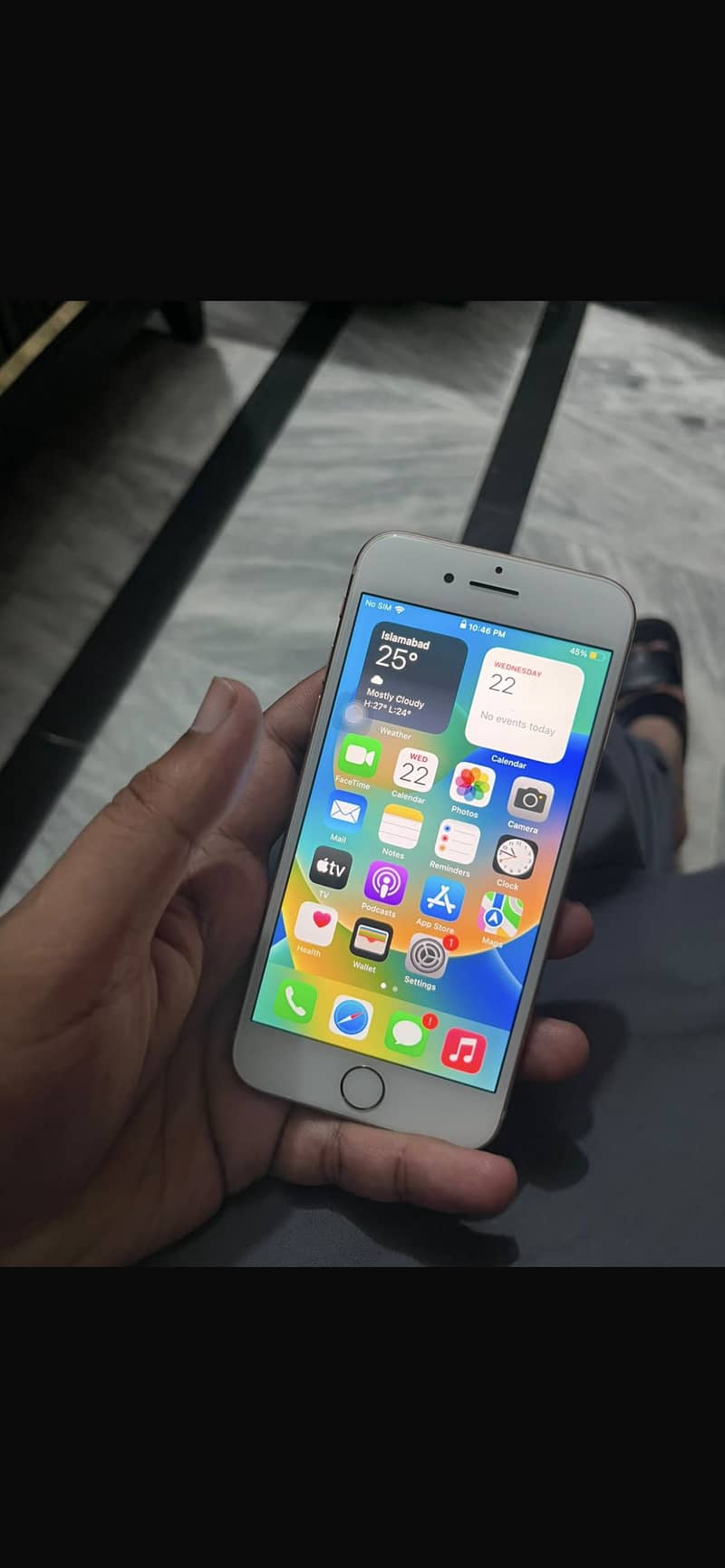 Apple iPhone 8 0