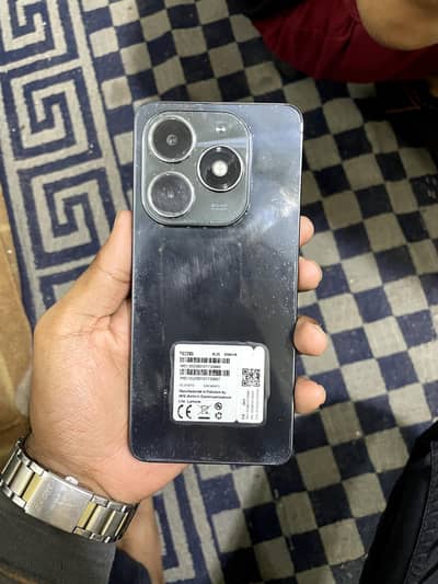 Phone Bohat acha ha koi issu ni ha