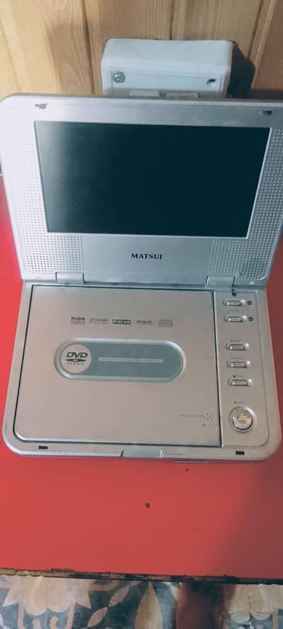 Matsui protable dvd playe for sale 12 volt