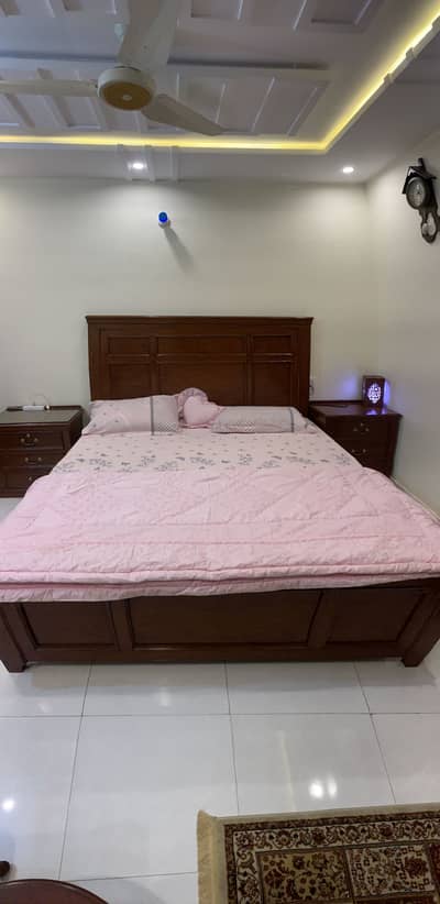 Ash Wood Bed Set 4 years Used condition 9/10