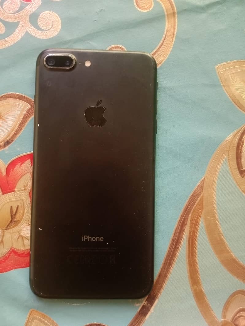 Apple iPhone 7 Plus 0