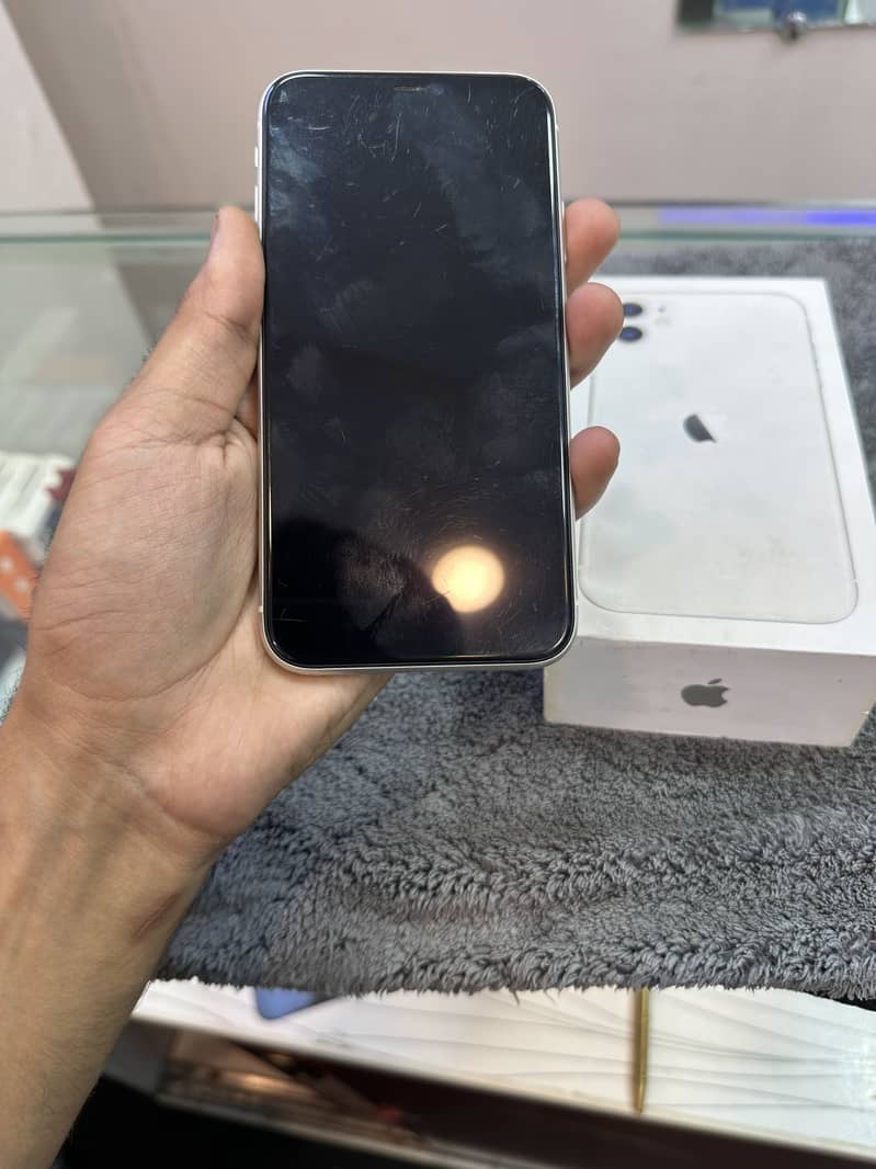 Apple iPhone 11 5