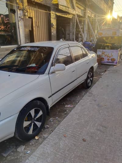 Toyota Corolla GLI 2001