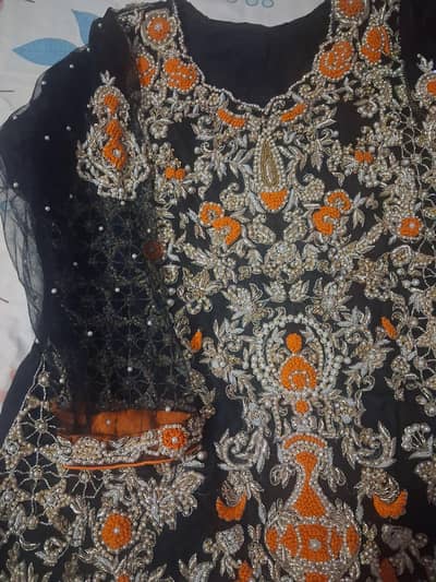 black & orange shrt dopatta