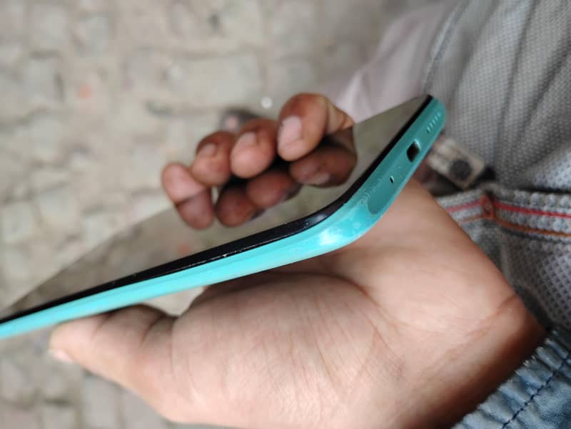 Xiaomi POCO C40 3