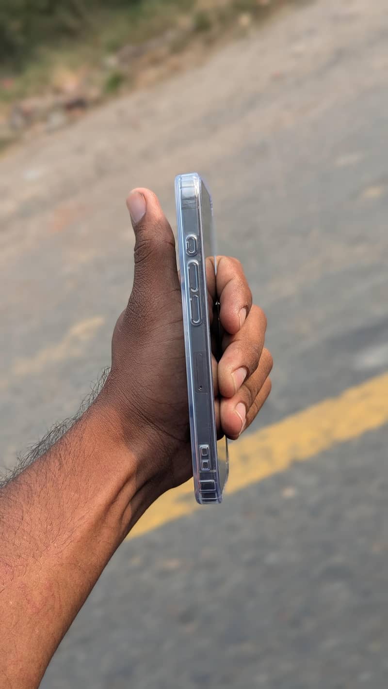 Apple iPhone 15 Pro 1