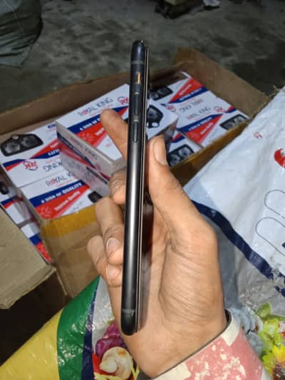Apple iPhone XR