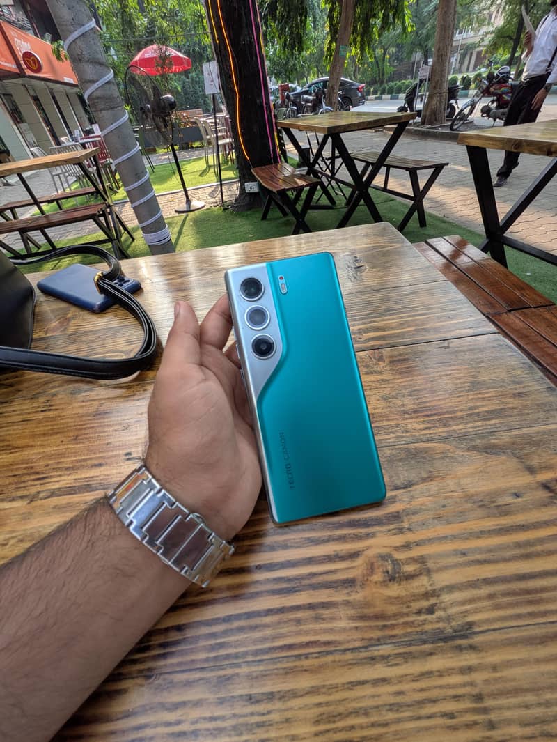 Tecno CAMON 40 Pro 5