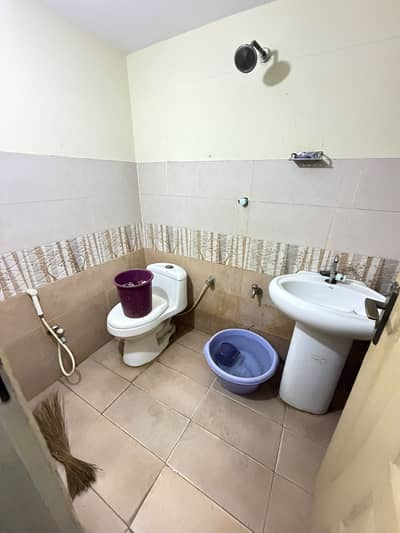 2.5 Marla Double Story Full House Available For Rent (Near Qurban School)