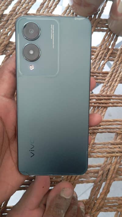 Vivo Y17s