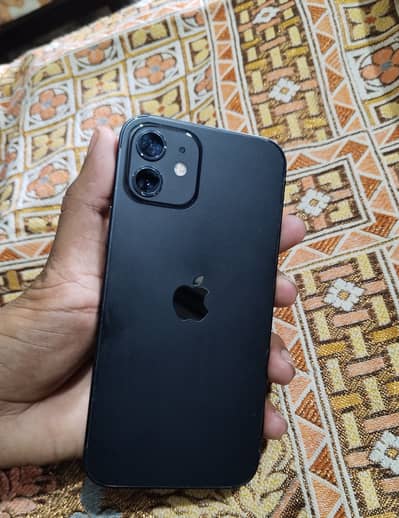 Apple iPhone 12