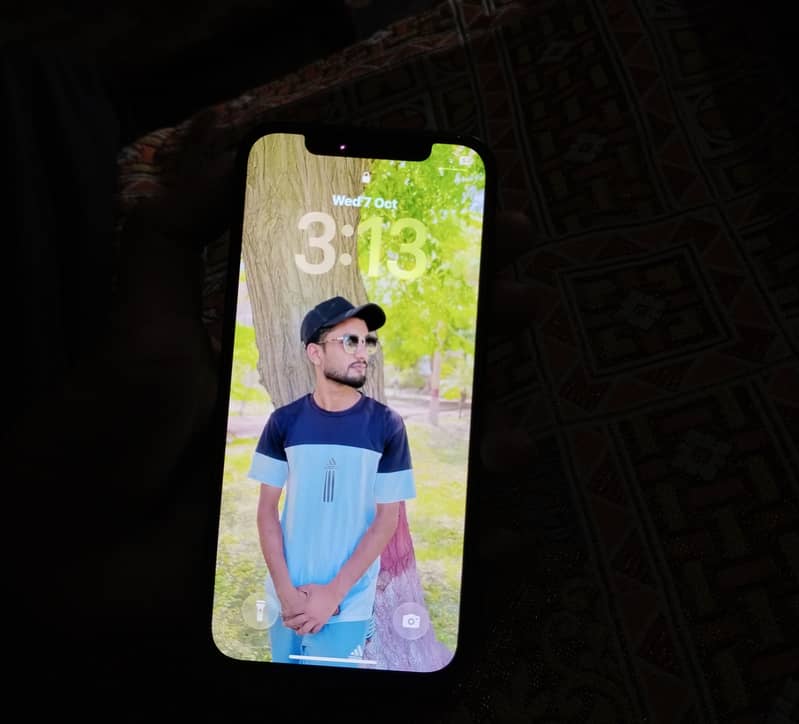 Apple iPhone 12 1