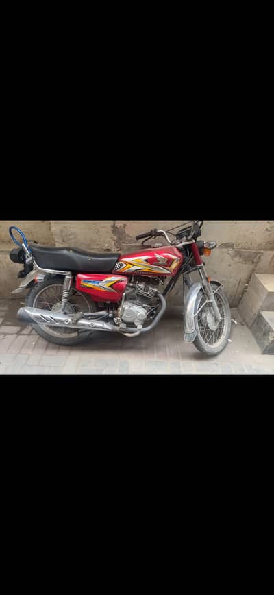Honda CG 125 Red